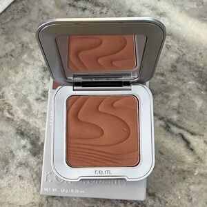 R.e.m. satin matte bronzer on blazed